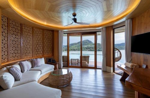 Siray Hotel | SINAE Phuket Luxury Hotel