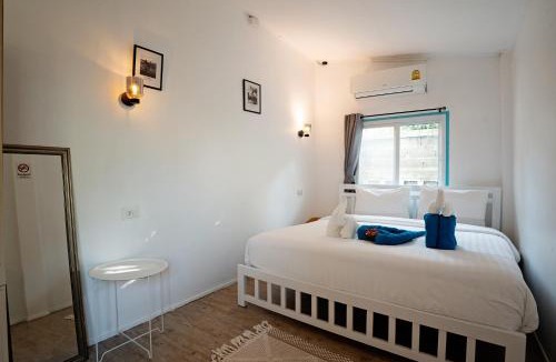 Bang Po Villa | Dream Villa Beachside Sunset