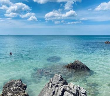 Ko Lanta Ski Chalet | Opposite to Beautiful Beach