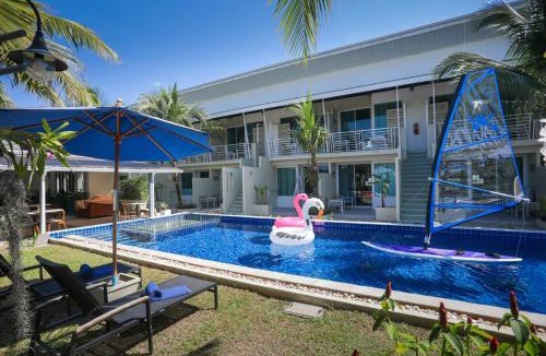 Thep Kasattri Resort | Impress Resort, Phuket - Free scheduled shuttle to Bang Tao Beach