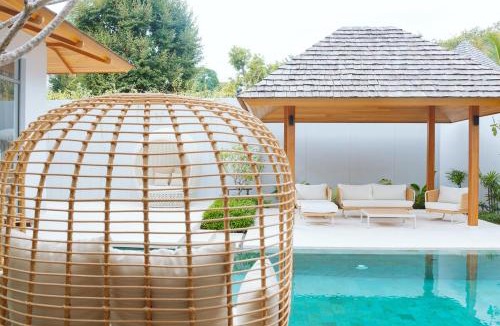 Thep Kasattri Villa | Anchan Flora Luxury 2BR Pool Villa