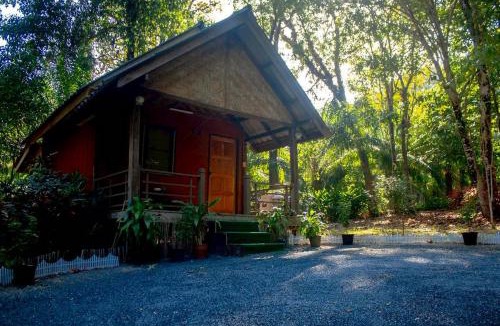 Nok Na Other | Baan Boon Homestay