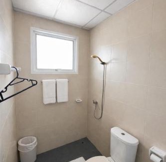 Khuekkhak Apartment | Leo Guest House