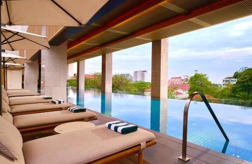 Vientiane Hotel | Holiday Inn & Suites Vientiane by IHG