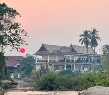 Don Det Hotel | Sunin Hotel Dondet Riverside