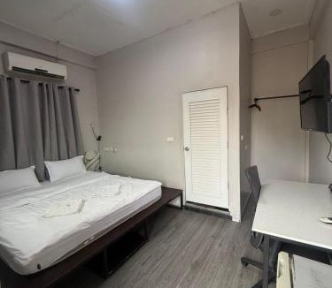 Vientiane House | Mekong Riverside