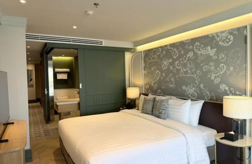 Khlong San Hotel | The Quarter Chaophraya by UHG - Riverfront Hotel, Walk to ICONSIAM