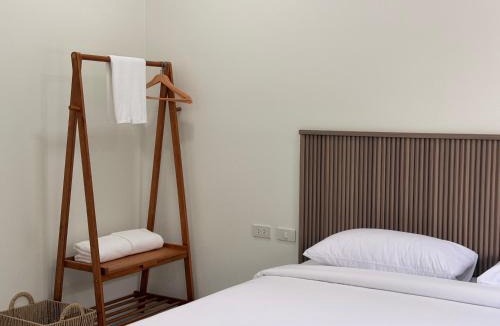 Lam Kaen Apartment | Wanwichai Room