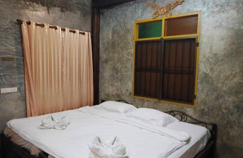 Old City Hotel | Collection O Baan Elephant Home