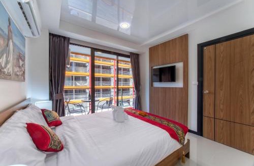 Nai Harn Apartment | NARA Condo 1BR Pool View NBC Nai Harn