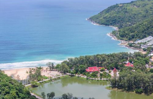 Nai Harn Villa | 澜近 竹隐墅 Nai Han Waves Edge Retreat