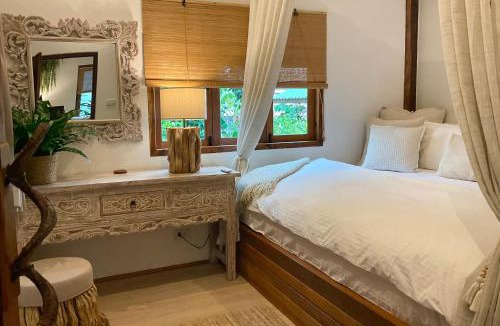 Bang Po House | Boutique Beach Cottage - Steps to Beach