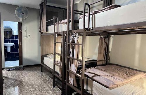 Pakse Hostel | Chato Hostel