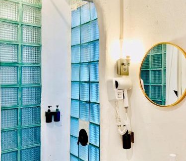 Chana Songkhram Apartment | Lazy Sunday Khaosan Hotel