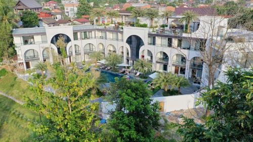 Vang Vieng Resort | Sunrise Mountain View Resort