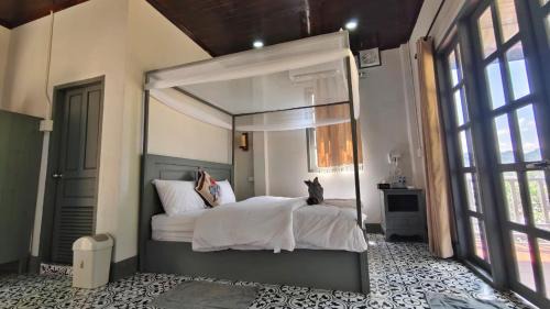 Nong Khiaw House | Dokchampa River View Villa