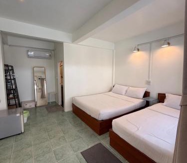 Haad Rin Resort | Mr. Black Resort