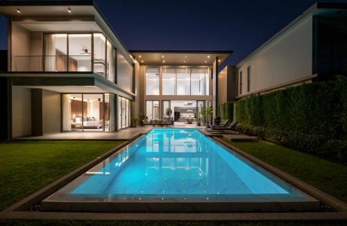 Cherngtalay Villa | Luxury Family Villa Bang Tao - 12m Pool & Garden
