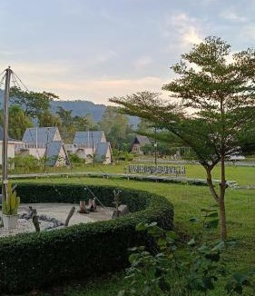 Noen Maprang Cabin | Mountain Deer Resort & Camping