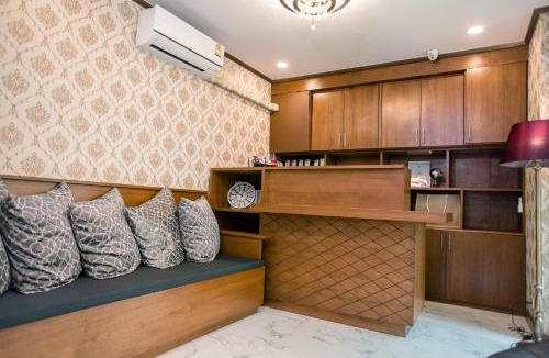 Chang Khlan Hotel | De Thaphae Chiangmai