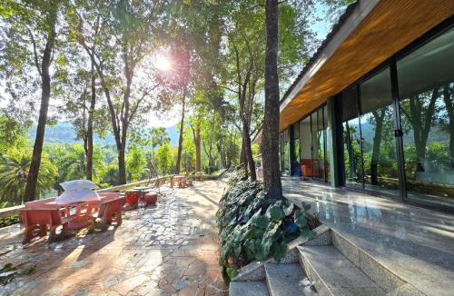 Thong Pha Phum Resort | Puprai Tarnnarm Resort