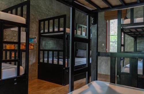 Ko Lanta Hostel | Blanco Hostel Lanta 18 to 35