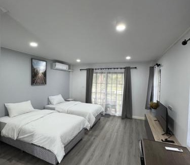 Sam Nak Thong House | On Leave Homestay - ออนลีฟโฮมสเตย์