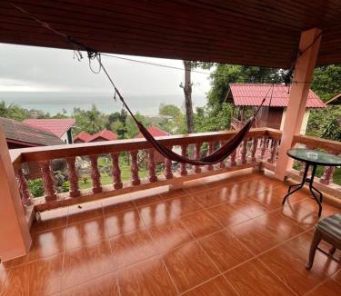 Haad Yao Resort | J.B.Hut Bungalows