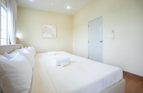 Sam Wa Tawan Ok Villa | H3 Villa for 14 people Loft Bed near Safari World