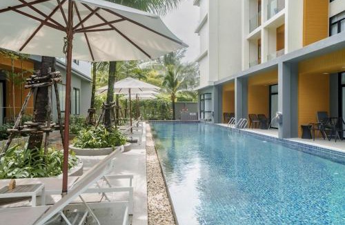 Sa Khu Apartment | Pool View Condo 2204 SEA HEAVEN Resort