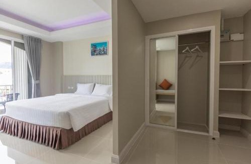 Talat Nuea Hotel | The Royal P Phuket - SHA Plus