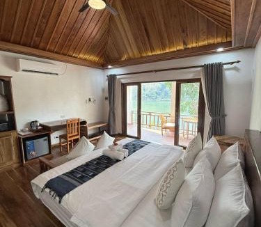 Nong Khiaw House | Nam Ou View Villa Corner