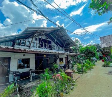Khong Koi Beach House | The Beach Cafe