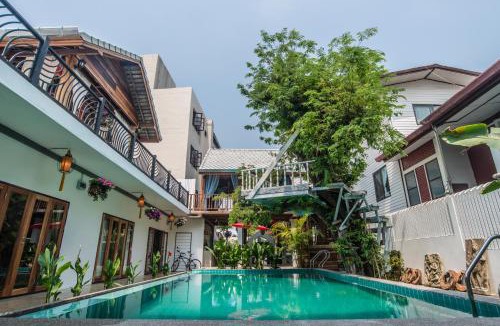 Sri Phum Hotel | Garden Yard Inn Chiangmai