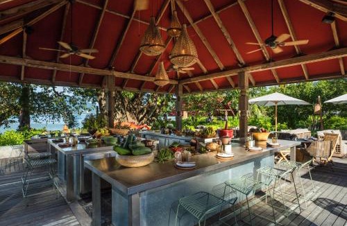 Patong Resort | Rosewood Phuket