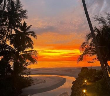 Ko Kood Resort | Sunshine On The Rock