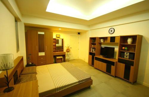Bang Khae Nuea Apartment | At Home Phetkasem