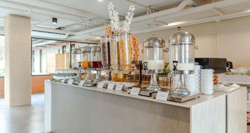 Phahonyothin Hotel | SimpleStay Chatuchak, SureStay Collection by Best Western