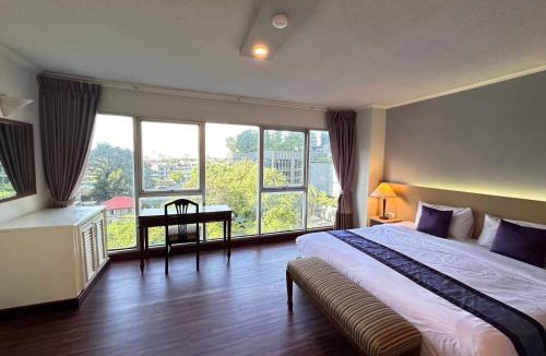 Yan Nawa Hotel | Collection O The Step Sathorn