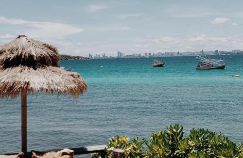 Koh Lan Hotel | rocco villa