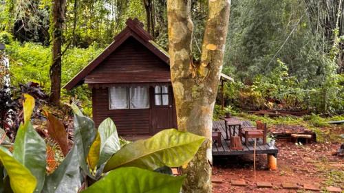 Thong Pha Phum Resort | Kawarin Saiyai Cottage and Lake