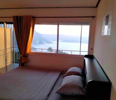 Pong House | บ้านชมหมอก ภูลังกา