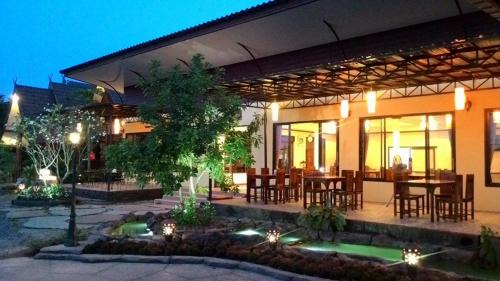 Nong Khai Resort | Suan Luang Garden View