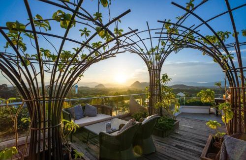 Wieng Resort | The Riverie by Katathani