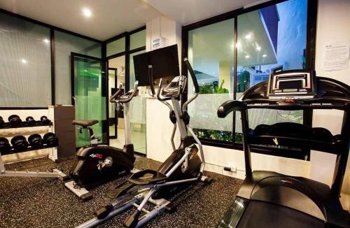 Nanai Road Hotel | Royal Waves Hotel
