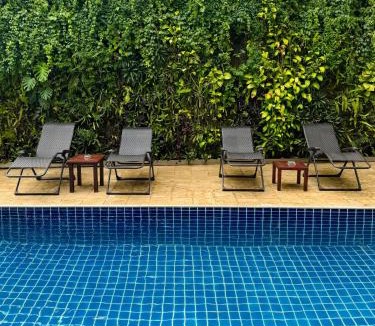 Wat Bowon Niwet Hotel | Dinsomon Hotel