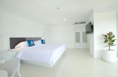 Patong Resort | Andaman Beach Suites Hotel, Patong Phuket