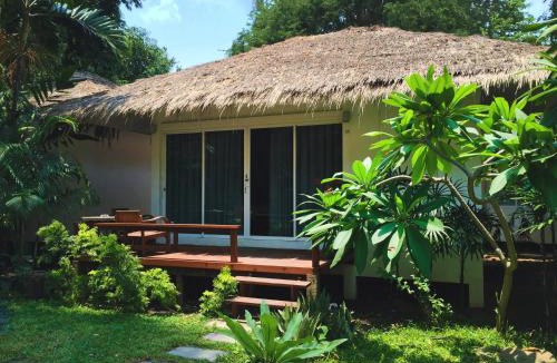 Rayong Resort | Larissa Samed resort
