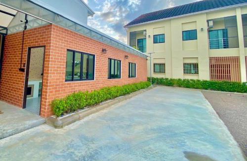 Chumphon Hotel | Calamint Residence Hotel (คาลามิ้นท์)