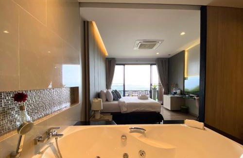 Chalong Hotel | Phuket View Coffee and Resort